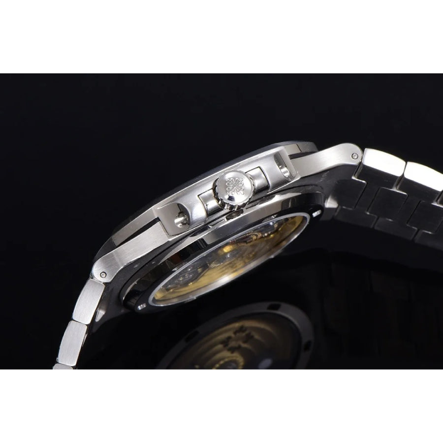 Patek Philippe Nautilus 40MM 5711/1300A Emerald Bezel