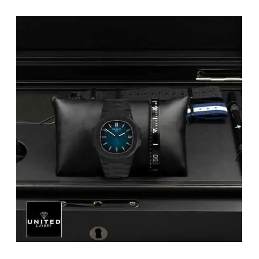 Patek Philippe Nautilus 42MM 5711/1A-010 Black Dial