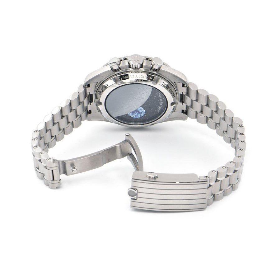 Omega Speedmaster Silver Snoopy Award 40MM 310.32.42.50.02.001